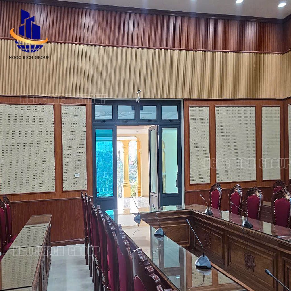 Tấm nhựa PVC tiêu âm đục lỗ 12mm