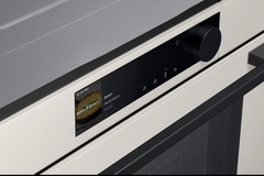 Lò nướng Samsung Bespoke NV7B6675CAA/SV