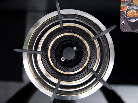 Bếp gas âm Kanzo KZ-ECO-8888-GA Italy Technology, chia lửa mâm đồng