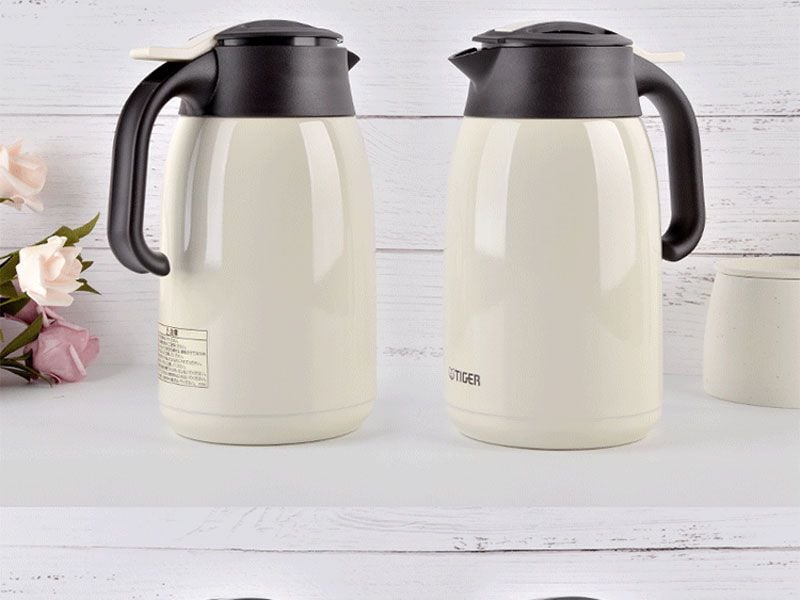 Bình thủy chứa ruột chân không Tiger PWM-B160 (1.6L)