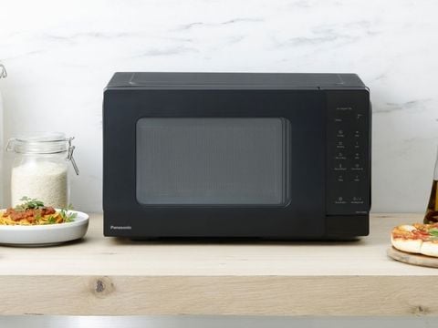 Lò vi sóng điện tử Panasonic NN-ST34NBYUE - 25 lít