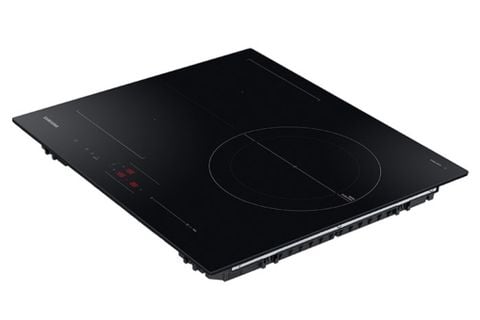 Bếp từ ba vùng nấu Samsung NZ63B5046FK/SV