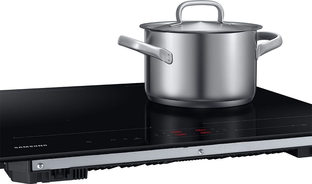 Bếp từ bốn vùng nấu Samsung NZ64B5066FK/SV