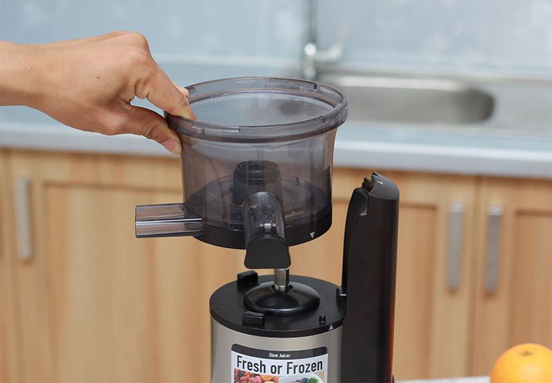 Lý do máy ép chậm Panasonic soán ngôi các dòng máy ép ly tâm trên thị trường