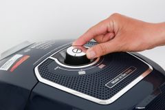 Máy hút bụi có dây Bosch BGL72294 2.200W