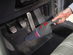 Máy hút bụi dành cho xe hơi Black&Decker NV1200AV