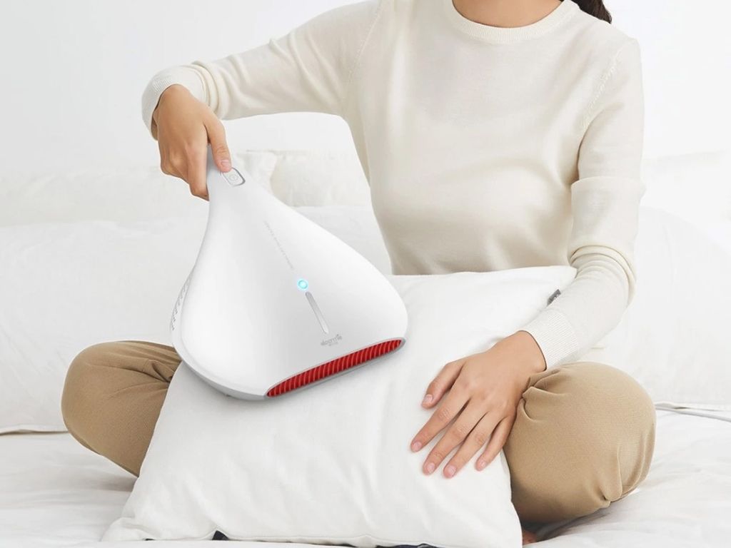 Máy hút bụi diệt khuẩn UV đệm giường, chăn nệm, Sofa Deerma CM800