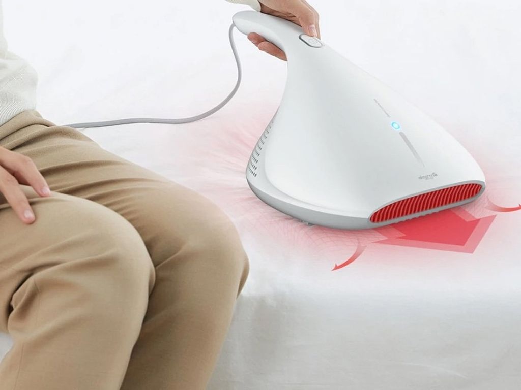Máy hút bụi diệt khuẩn UV đệm giường, chăn nệm, Sofa Deerma CM800