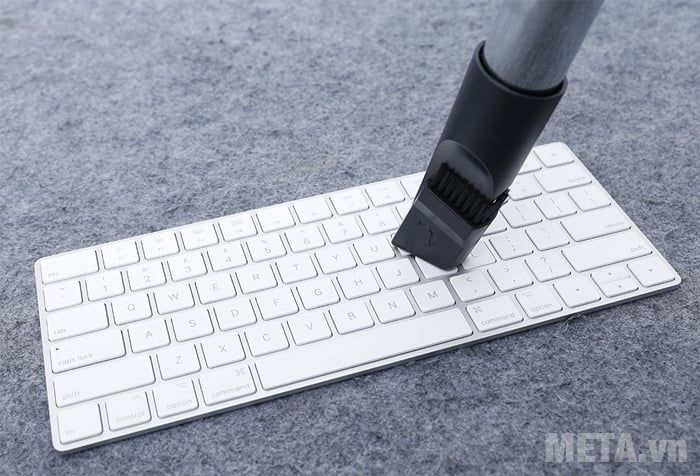 Máy hút bụi không túi Electrolux Z1231