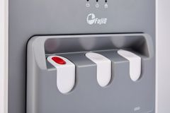 Máy lọc nước nóng lạnh FujiE WPD508C