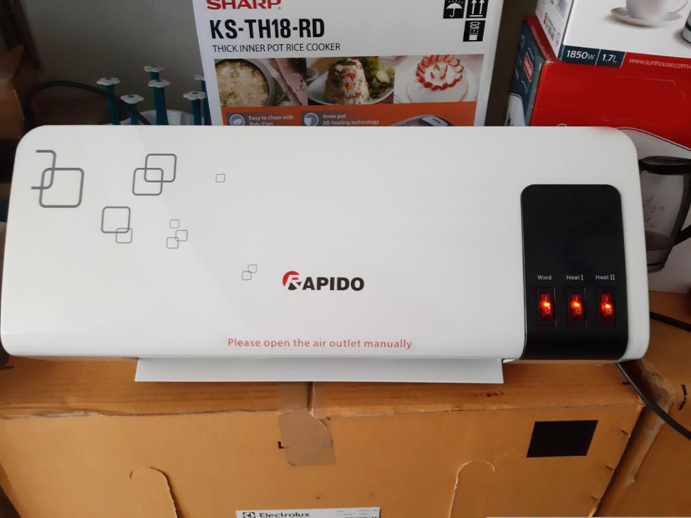 Máy sưởi gốm Rapido RCH 2000M