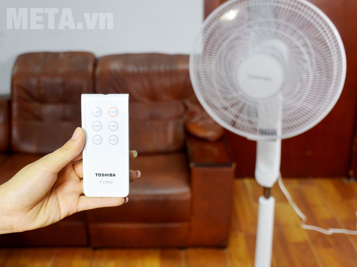 Quạt F LSA20 W VN đi kèm điều khiển từ xa Quạt F LSA20 W VN đi kèm điều khiển từ xa