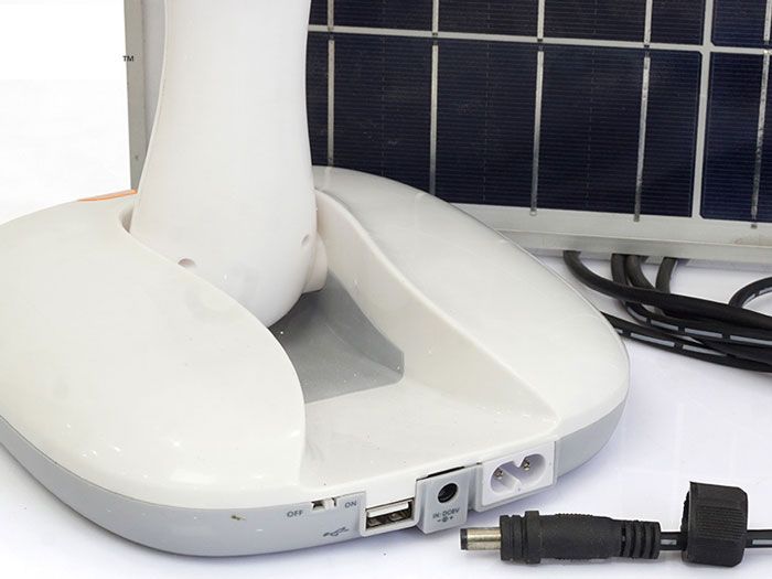 Quạt sạc năng lượng mặt trời tích hợp đèn ngủ Suntek KM-F0166 kiêm pin sạc dự phòng