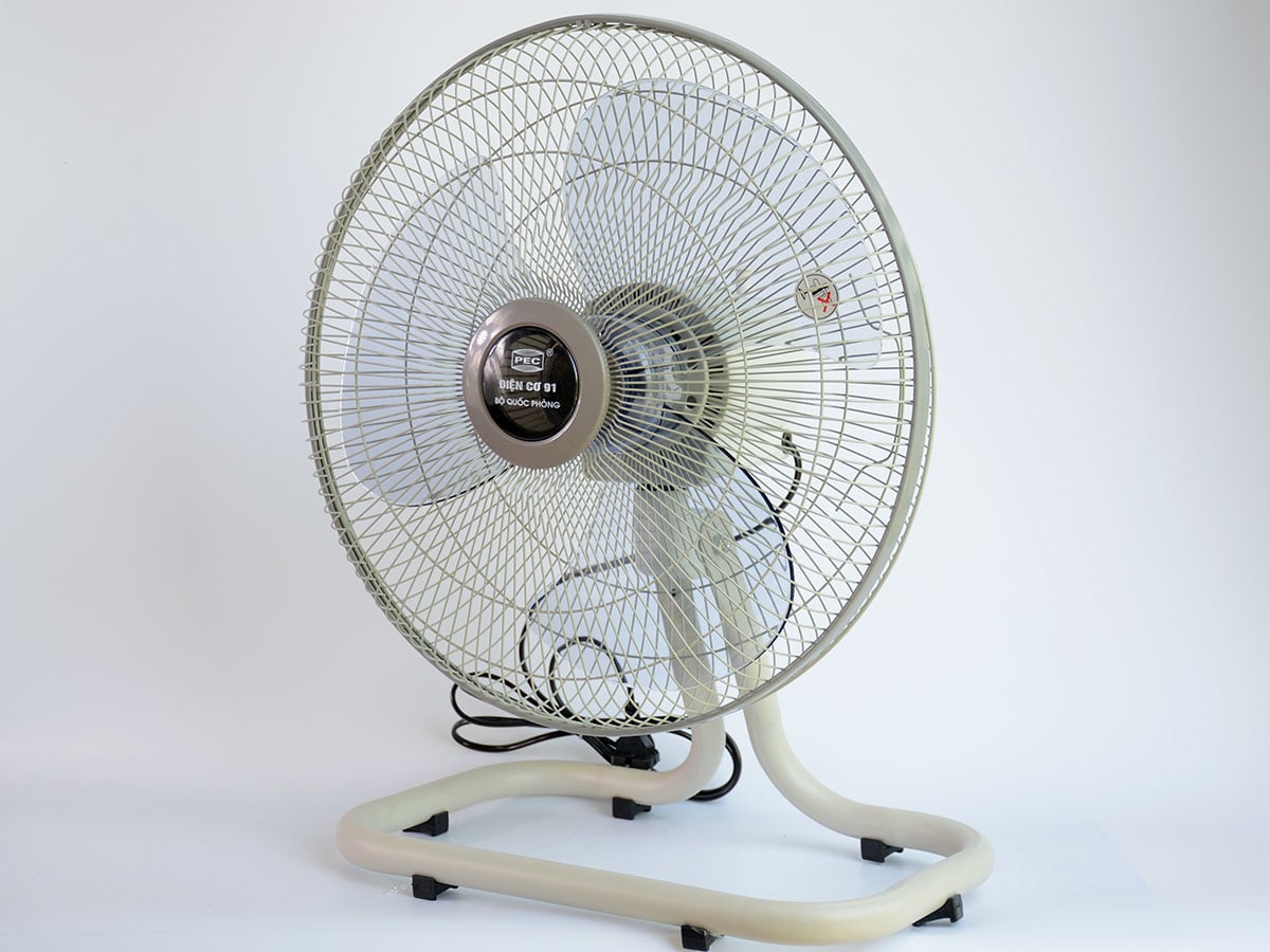 Quạt sàn thân sắt Điện Cơ 91 QS400 Quạt sàn thân sắt Điện Cơ 91 QS400