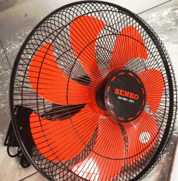 Quạt treo tường Senko TC1622 được làm từ những chất liệu bền, đẹp