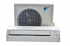 Điều hòa Daikin Inverter 12000 BTU 1 chiều FTKC35UAVMV