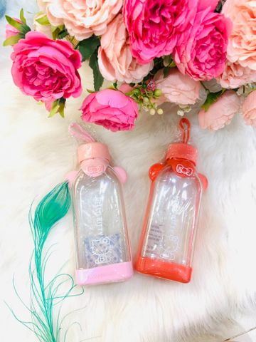 BÌNH NƯỚC Thủy Tinh HELLO KITTY