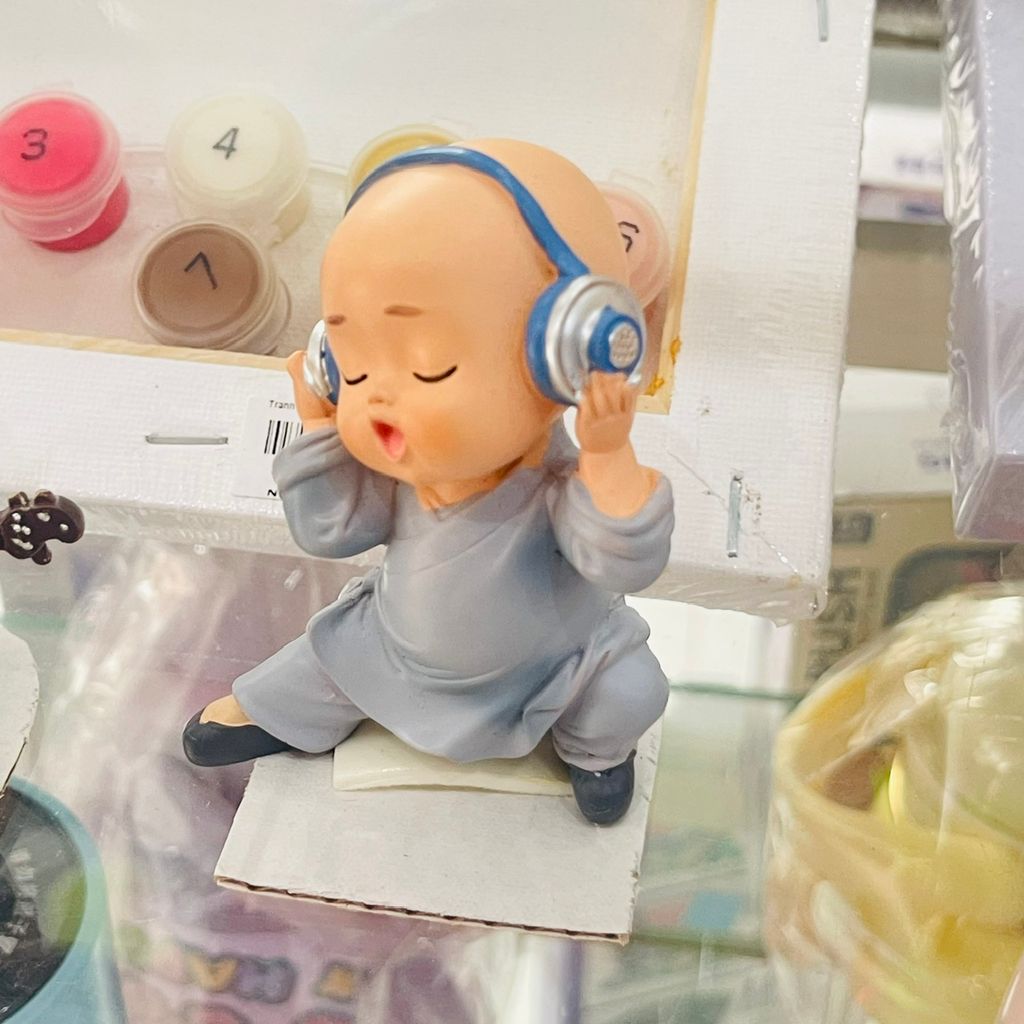 Bộ tượng 3 chú tiểu Áo Xanh Lam Đánh Đàn Guitar Nghe Nhạc Ca Hát Luyện Võ Vác Củi
