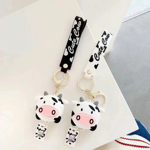 MÓC KHÓA BÒ SỮA