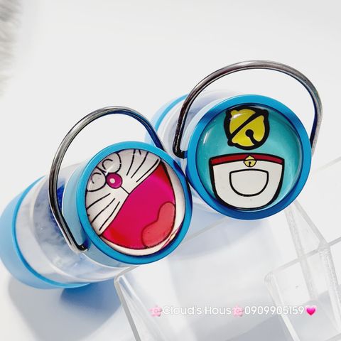 Bình Nước Thủy tinh Doraemon có quai cầm Inox