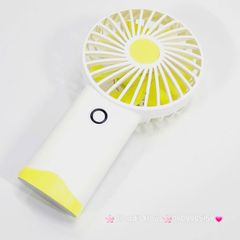 Mini Fan - Quạt Cầm Tay Trắng vàng đơn giản