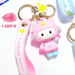 MÓC KHÓA Cậu bé Phi Hành Gia Đeo Balo Rainbow Travel