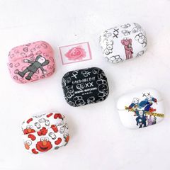 Cover Case Vỏ bảo vệ Airpod Bearbrick Kaws Nhám trơn Airpod 1/2/3/Pro/Pro2