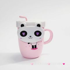 Ly Nước Nhựa Gấu Panda Kèm Muỗng