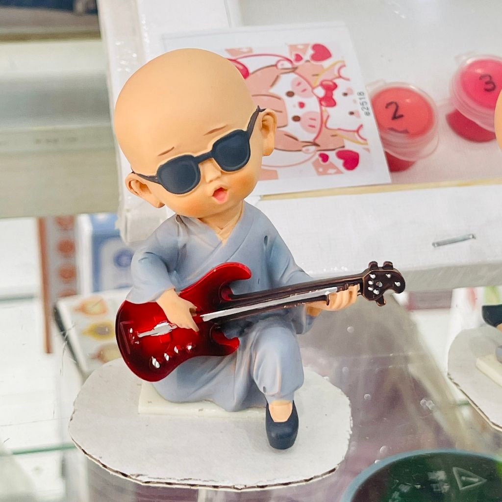 Bộ tượng 3 chú tiểu Áo Xanh Lam Đánh Đàn Guitar Nghe Nhạc Ca Hát Luyện Võ Vác Củi