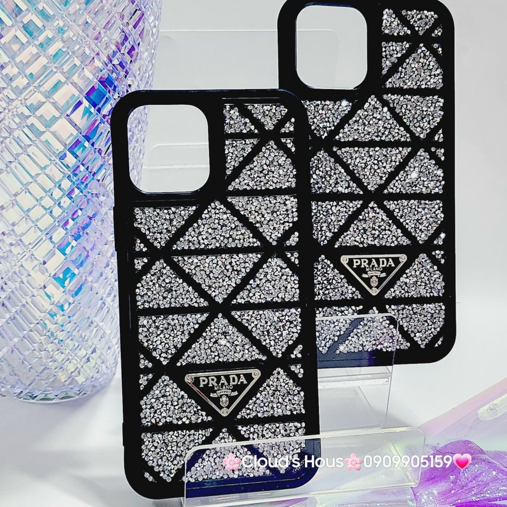 Case Ốp điện thoại iPhone Prada lưng đính đá bling bling sang chảnh iPhone 11/12/13/14/15/Pro/Promax