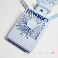 Mini Fan - Quạt Cầm Tay - Để Bàn Dáng Nước Hoa Có Phun Sương