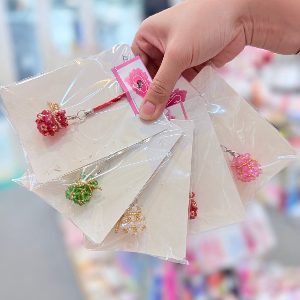 Móc Treo điện thoại đá pha lê, kết cườm Đài Loan ( TAIWAN)