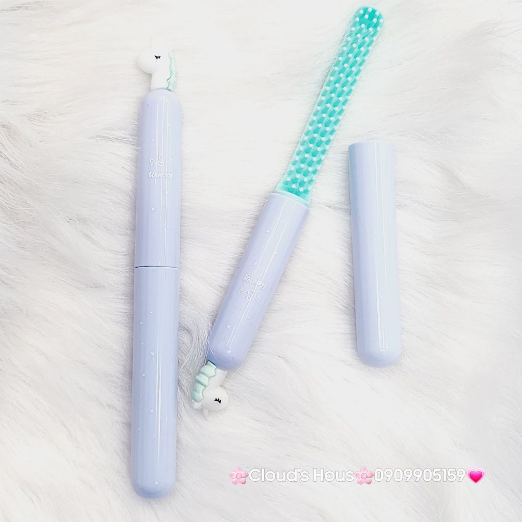 Lược Mini Cây Viết Nhỏ Gọn Bỏ Túi ( THAILAND)