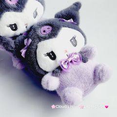 Gấu Bông Kuromi ngây thơ ngồi đeo nơ