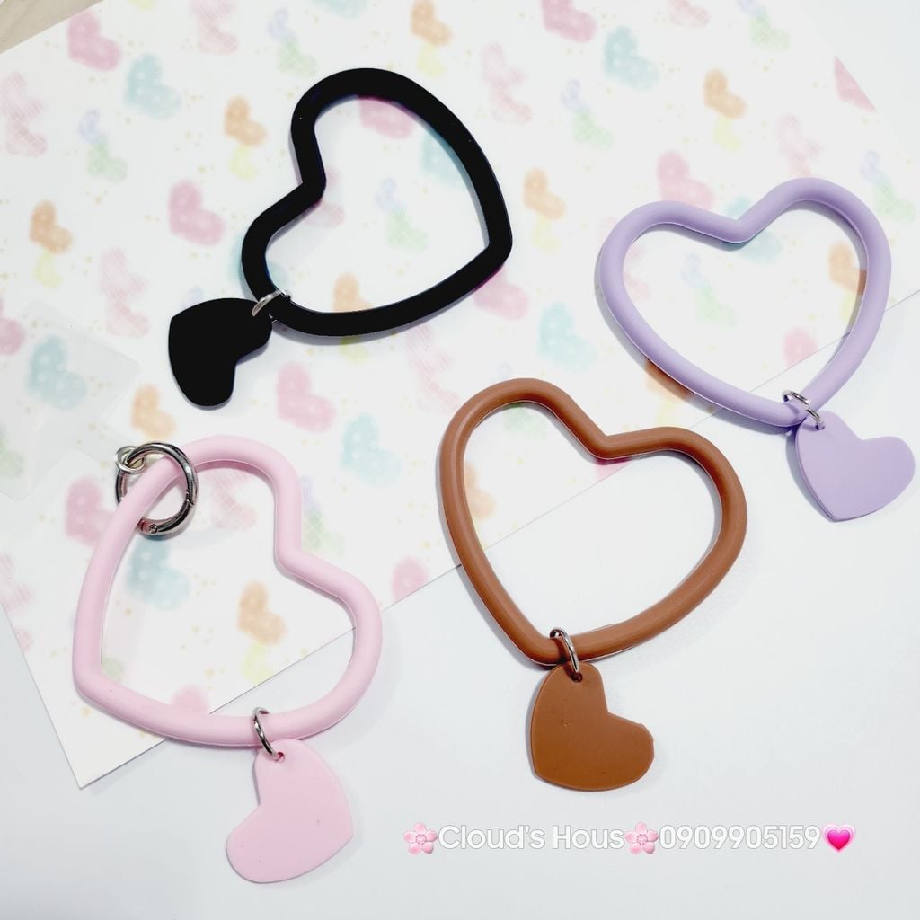 Vòng charm đeo tay Silicone Trái tim basic