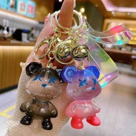Móc khóa Bearbrick Trong Ombre Dây Hologram