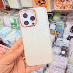 Case Ốp điện thoại iPhone Nền Trắng Ánh Xà Cừ Bling Bling Camera viền vàng Siêu Sang iPhone 12/13/14/15/16/Pro/Promax