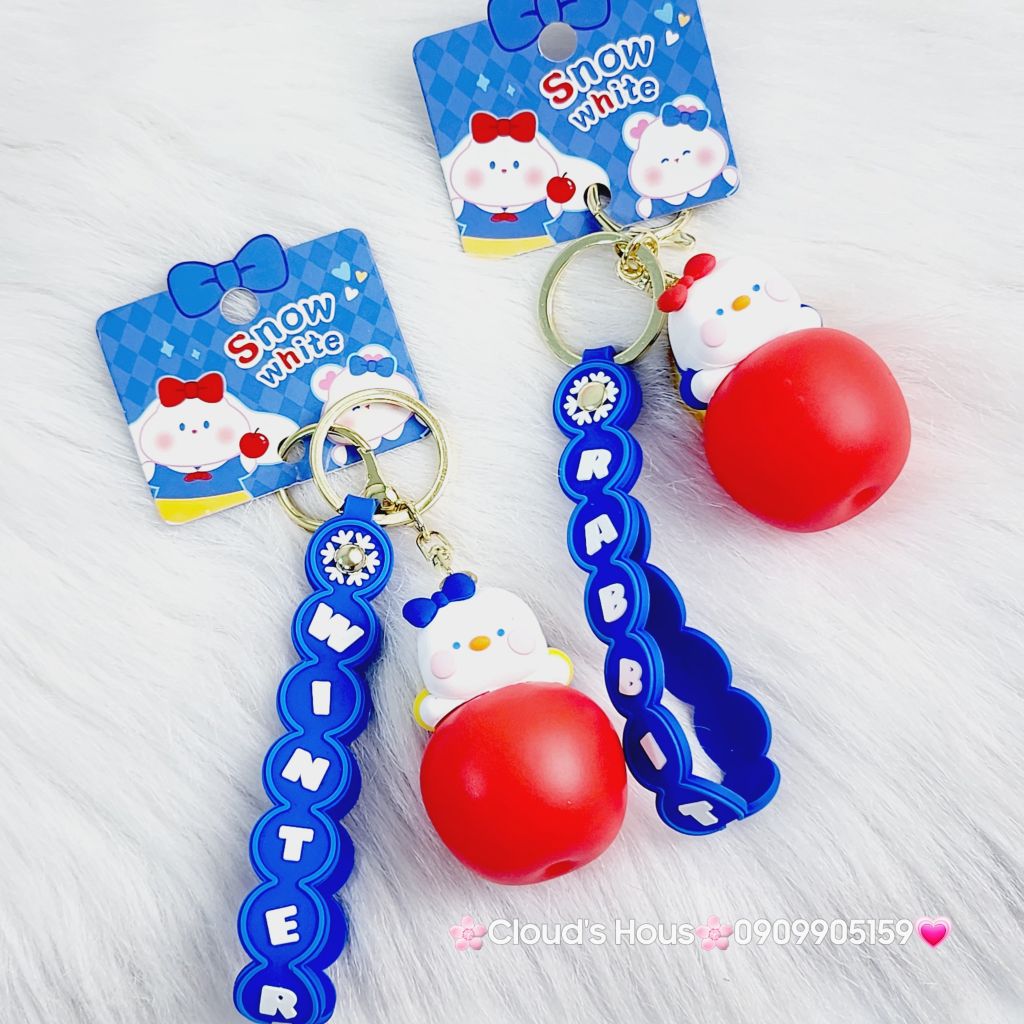 Móc Khóa Vịt Cà Chua Có đèn Rabbit Winter Snow white