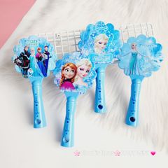 Lược Chải Tóc Đệm Khí Mát Xa Hình Công Chúa Elsa Frozen Tiện Dụng Dành Cho Bé Gái