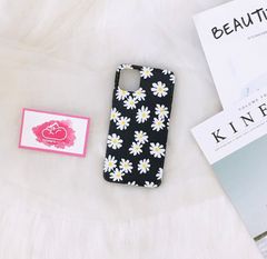 Case Ốp điện thoại iPhone Hoa cúc họa mi nền đen chất bóng trơn form vuông