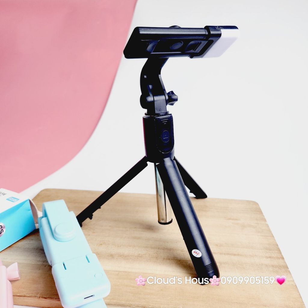 Gậy Selfie kết nối Bluetooth có chân Tripod F210S
