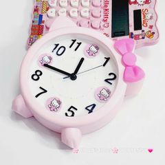 Đồng Hồ Để Bàn Hello Kitty Nhiều Màu