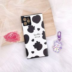 CASE iPhone FORM VUÔNG BÒ SỮA Nhám Da