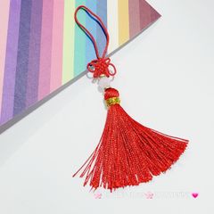 Móc Khóa Tua Rua Đồng Tâm Kết Treo Ngọc Bội ( TAIWAN)