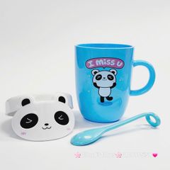 Ly Nước Nhựa Gấu Panda Kèm Muỗng