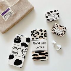 COVER AIRPOD BÒ SỮA GOOD LUCK