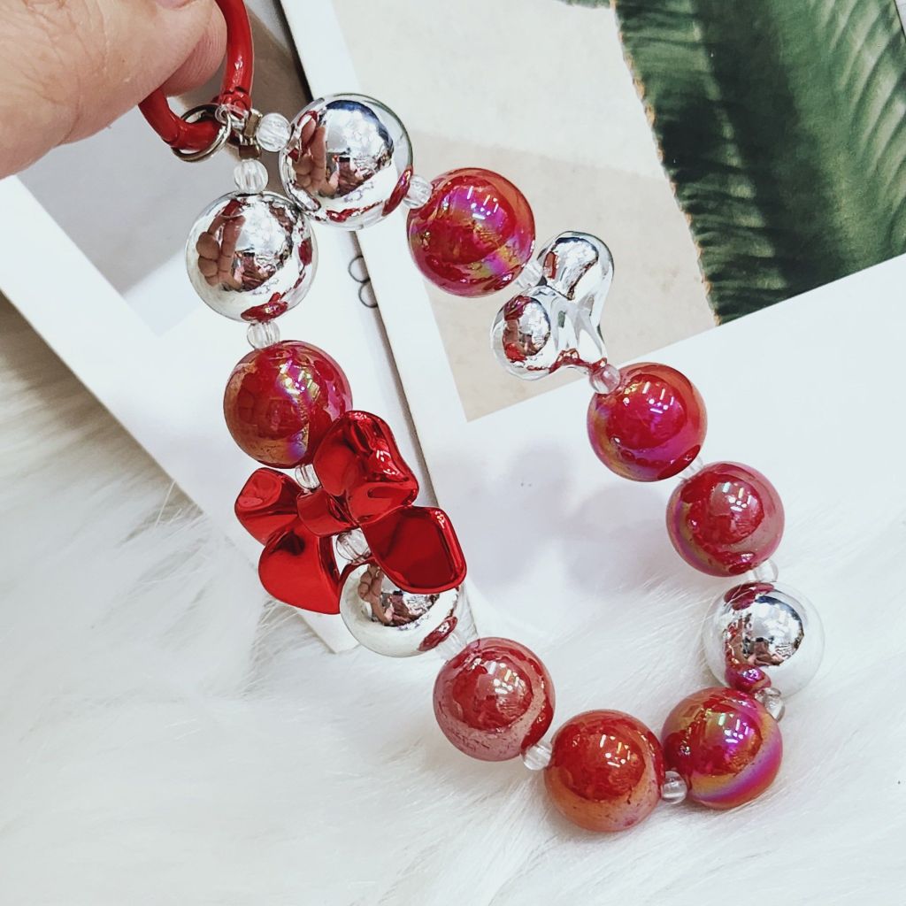 Vòng charm đeo điện thoại Thạch Ngọc Trai hologram Nơ