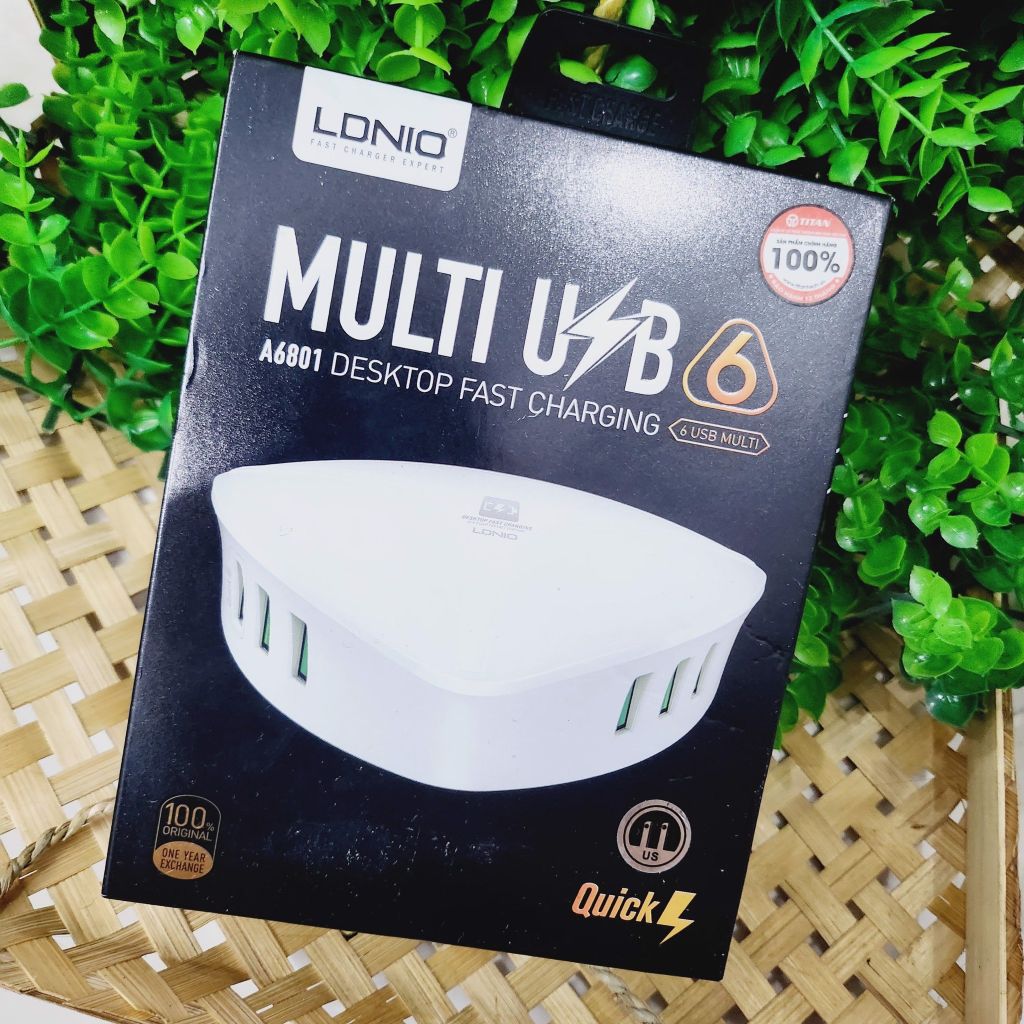 DOCK SẠC 6 IN 1 LDNIO A6801 ( DÂY CẮM ĐIỆN)