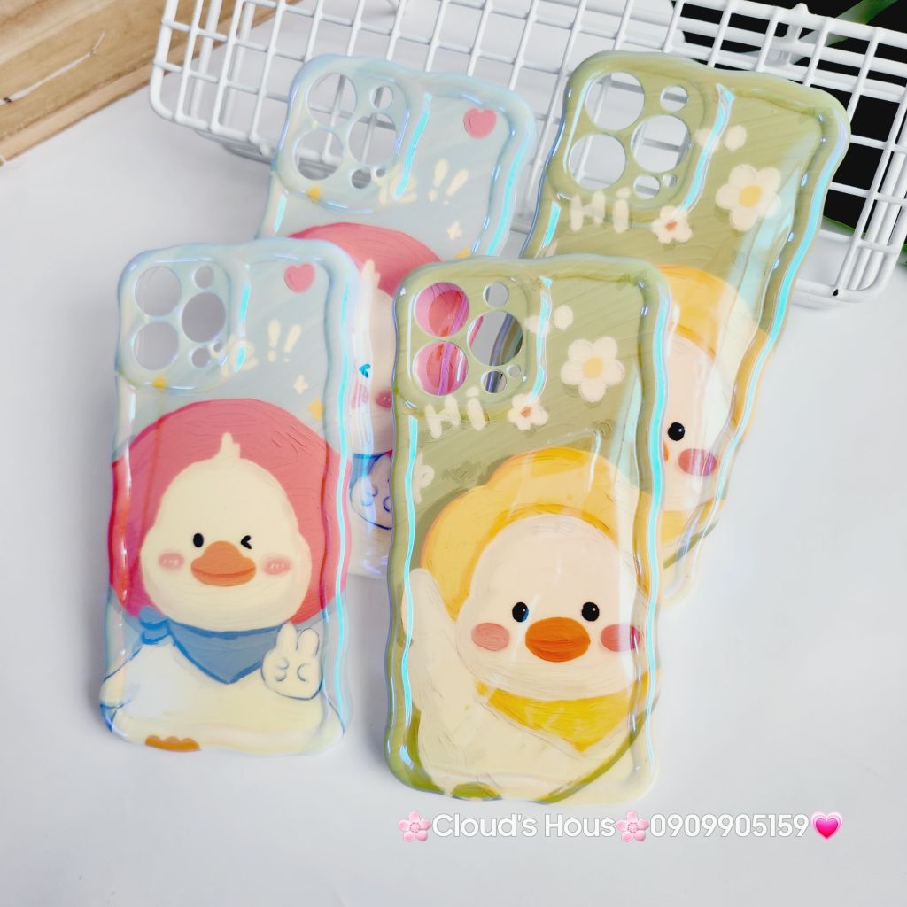 Case Ốp điện thoại iPhone Vịt Cute Đeo Yếm Hologram Viền Gợn Sóng iPhone 11/12/13/14/15/Pro/Promax