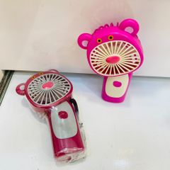 QUẠT CẦM TAY Gấu dâu Lotso ( QUẠT SẠC)